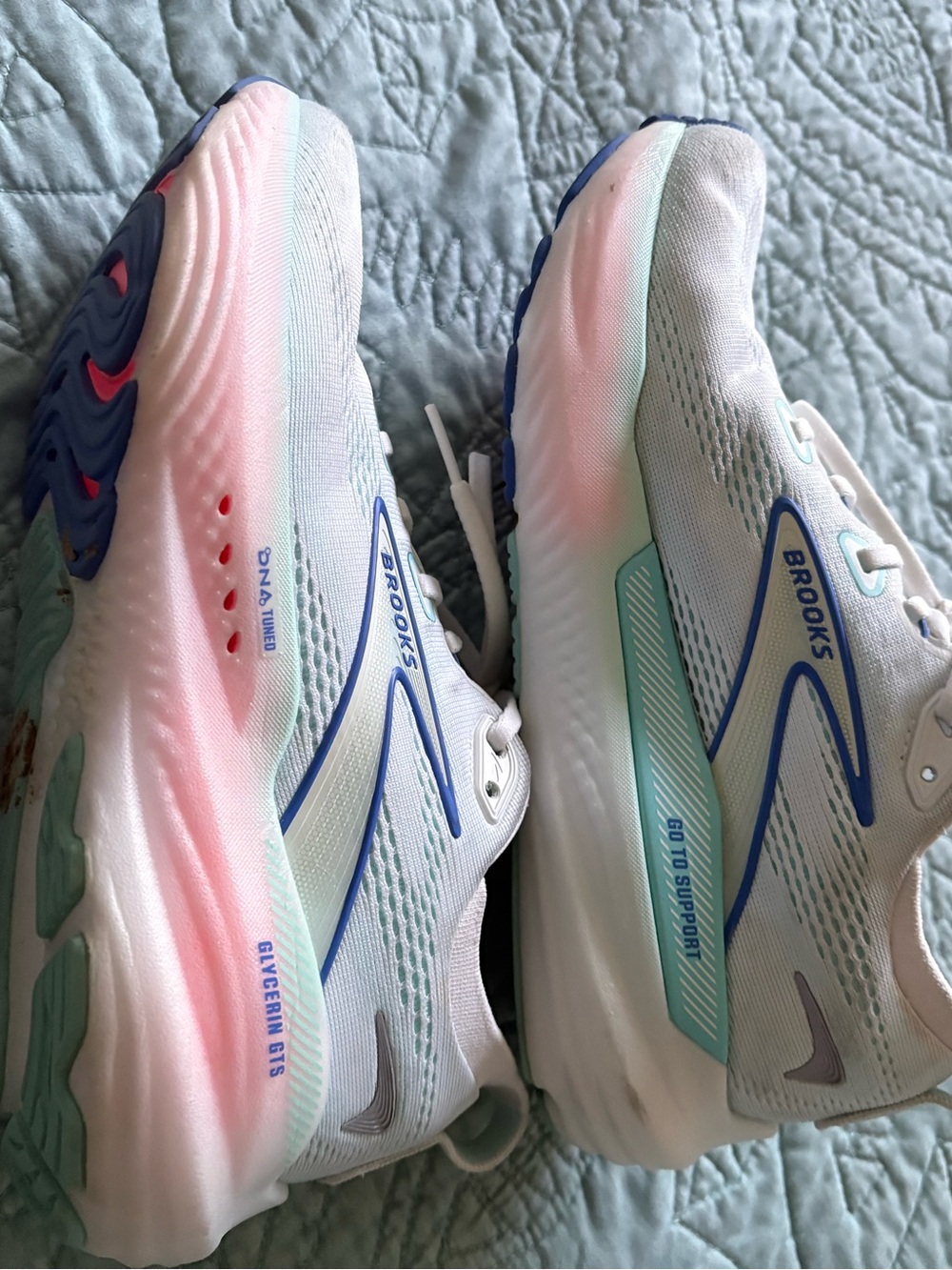 Brooks Women’s White Blue Teal Pink Running Shoes